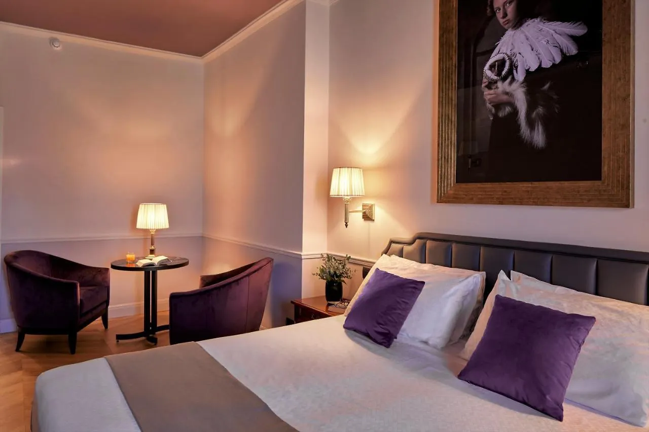 Hotel Villa Del Sogno Gardone Riviera 5*,