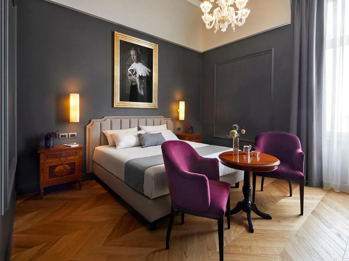 Hotel Villa Del Sogno Gardone Riviera 5*,