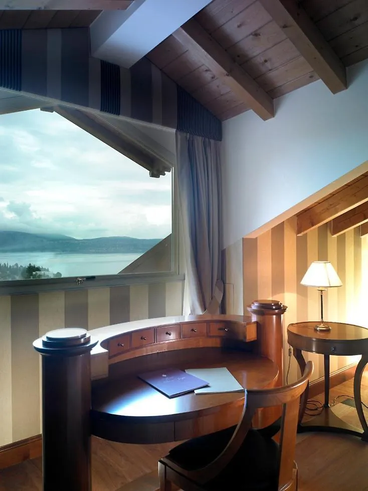 Hotel Villa Del Sogno Gardone Riviera 5*,  Italia